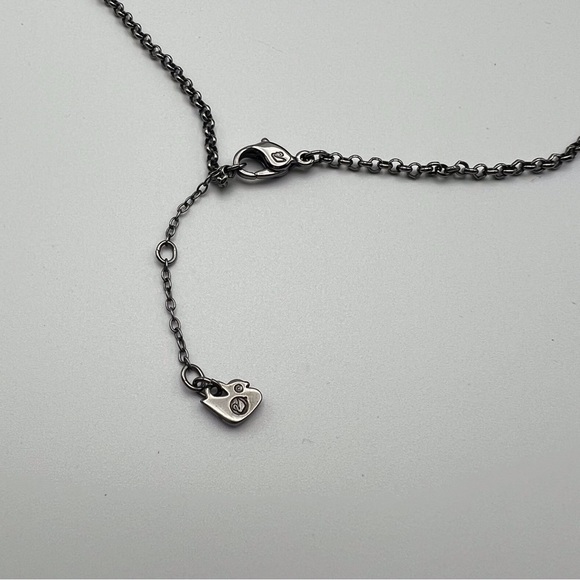 Swarovski x Pirates of the Caribbean Women’s Pendant Necklace Collectible Disney - Picture 12 of 14